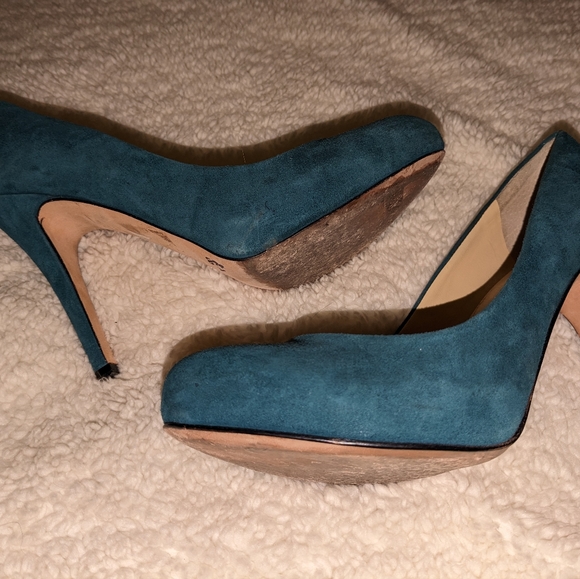 4" teal green platform pumps - Picture 3 of 7